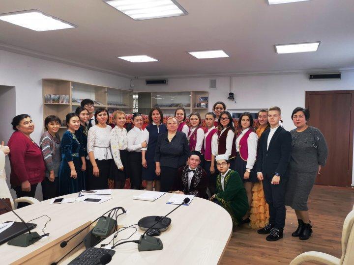 Интерактивный творческий урок «Мир Абая Кунанбаева»